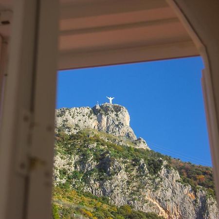 Dimore Santojanni - La Casa Sul Porto Maratea Bagian luar foto